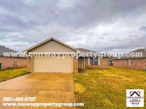 1740 Longfellow Dr in Conway, AR - Building Photo - Building Photo