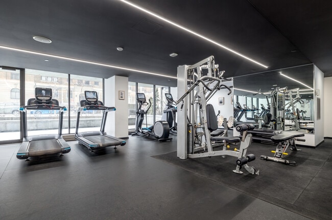 Le 2100 in Montréal, QC - Foto de edificio - Interior Photo