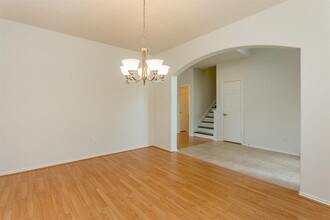 138 E Spindle Tree Cir in Spring, TX - Building Photo - Building Photo