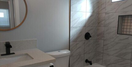 4450 Newton Ave in San Diego, CA - Building Photo - Building Photo