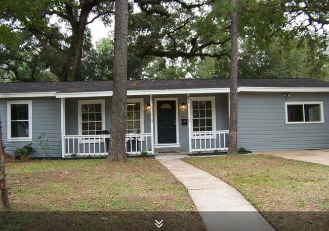 property at 706 Azalea St