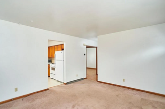 1552 Coventry St in Akron, OH - Building Photo - Building Photo