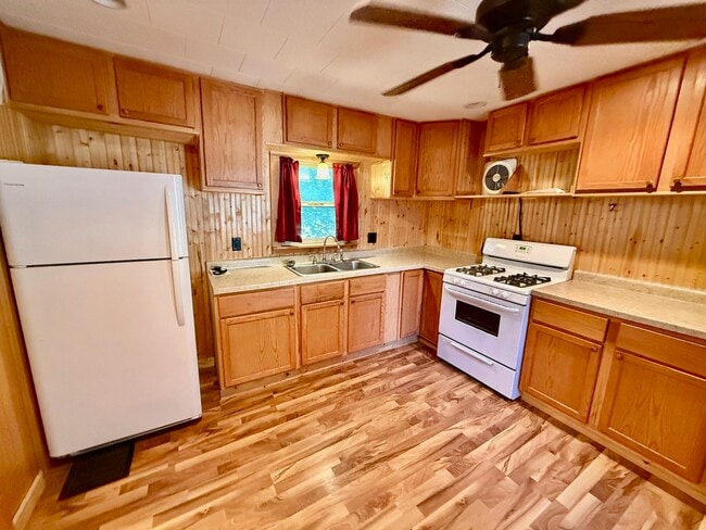 property at 802 2nd St NW