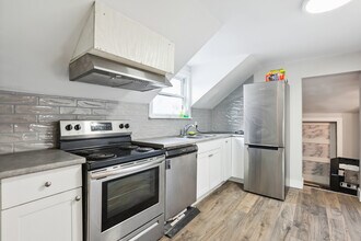 19 Seneca St in St Catharines, ON - Building Photo - Building Photo