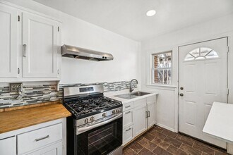 2521 Benning Rd NE in Washington, DC - Foto de edificio - Building Photo