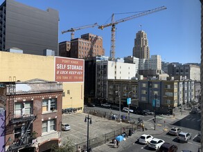 Cosmopolitan Apartments in San Francisco, CA - Building Photo - Building Photo