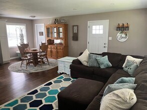 3917 Pleasant Ridge Rd in Knoxville, TN - Building Photo - Building Photo