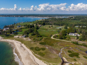 7 Ram Island Farm Rd in Cape Elizabeth, ME - Foto de edificio - Building Photo