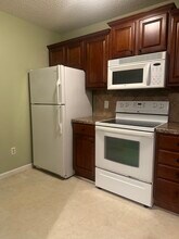 9123 N Swan Cir in St. Louis, MO - Building Photo - Building Photo