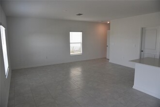 553 Bell Prairie Cir in Lake Wales, FL - Building Photo - Building Photo