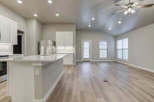 1630 143rd St in Lubbock, TX - Building Photo