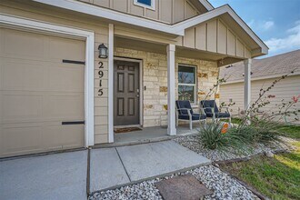 2915 Whinchat in Canyon Lake, TX - Building Photo - Building Photo