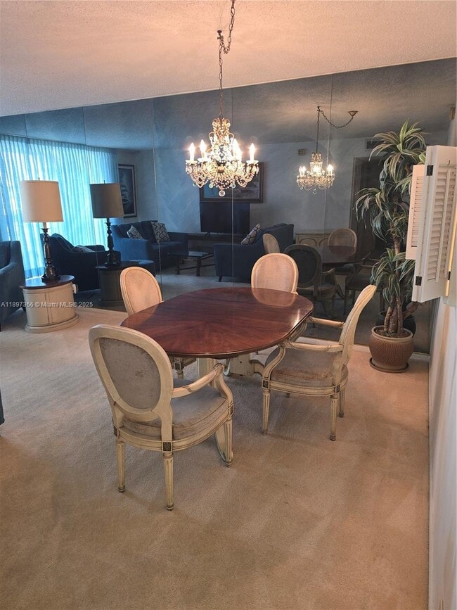 609 NE 14th Ave in Hallandale Beach, FL - Building Photo - Building Photo