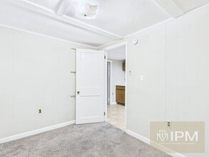 607 W Broadway in Red Lion, PA - Building Photo - Building Photo