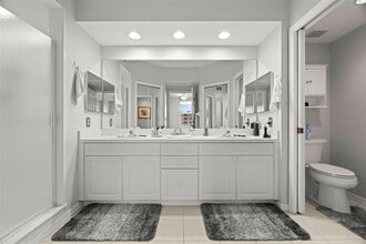 1200 Country Club Dr, Unit 3303 in Largo, FL - Building Photo - Building Photo