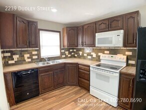 2239 Dudley St in Lincoln, NE - Building Photo - Building Photo
