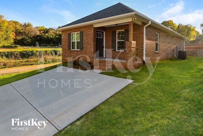 145 Simpson Dr NE in Concord, NC - Building Photo - Building Photo