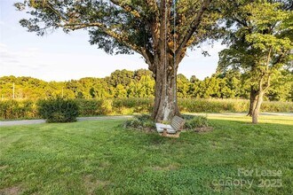 36188 A Esther Rd in New London, NC - Building Photo - Building Photo