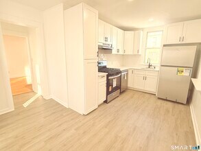 11 Starr Ave in Danbury, CT - Building Photo - Building Photo