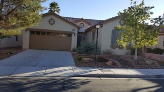 4449 Verdiccio Ave in Las Vegas, NV - Building Photo