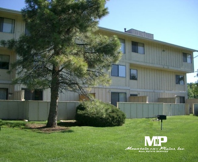 property at 1705 Heatheridge Rd