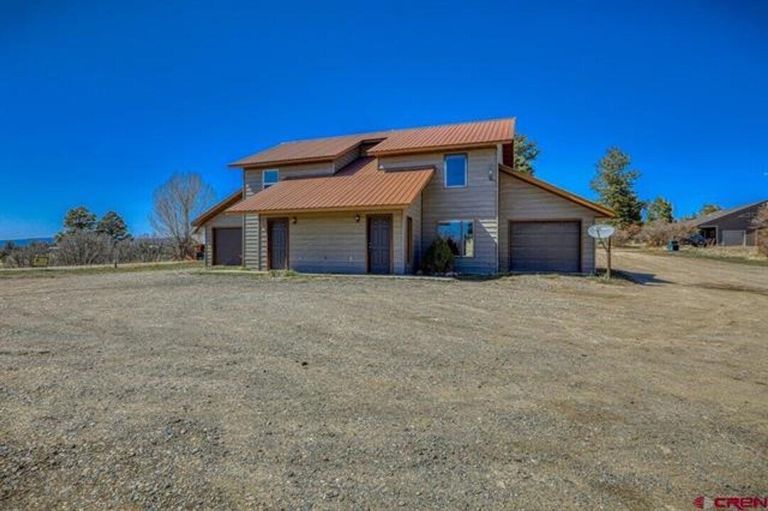 529 E Golf Pl in Pagosa Springs, CO - Building Photo