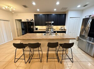 3809 Spring Creek Rd in Dundee, FL - Foto de edificio - Building Photo