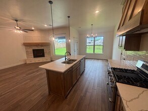 1900 Inglenook Dr in Norman, OK - Building Photo - Building Photo