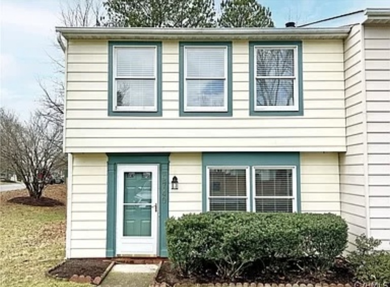 9740 Springfield Woods Cir in Glen Allen, VA - Building Photo