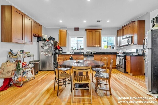 180 Saint Alphonsus St, Unit 2 in Boston, MA - Building Photo - Building Photo