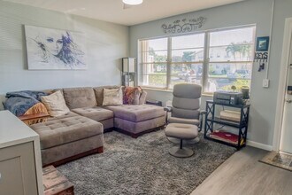 246 Northampton M in West Palm Beach, FL - Building Photo - Building Photo