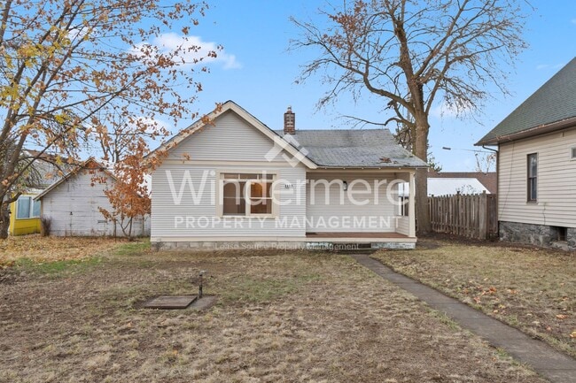 property at 1133 W Gordon Ave