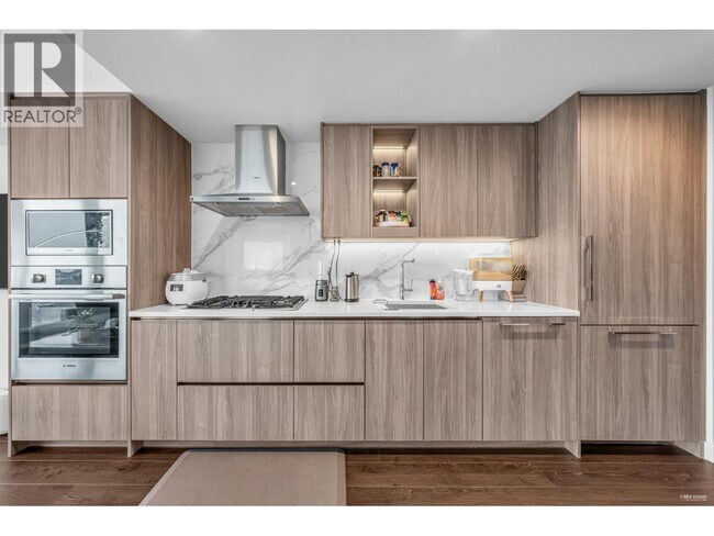 4880 Lougheed Hwy. in Burnaby, BC - Building Photo - Building Photo