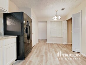 609 Spring Breeze St in League City, TX - Building Photo - Building Photo