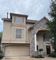 256 Westcott St in Houston, TX - Building Photo