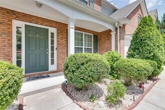 2262 Young America Dr NE in Lawrenceville, GA - Building Photo - Building Photo