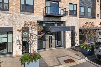 Residences at 1700 in Minnetonka, MN - Building Photo - Building Photo