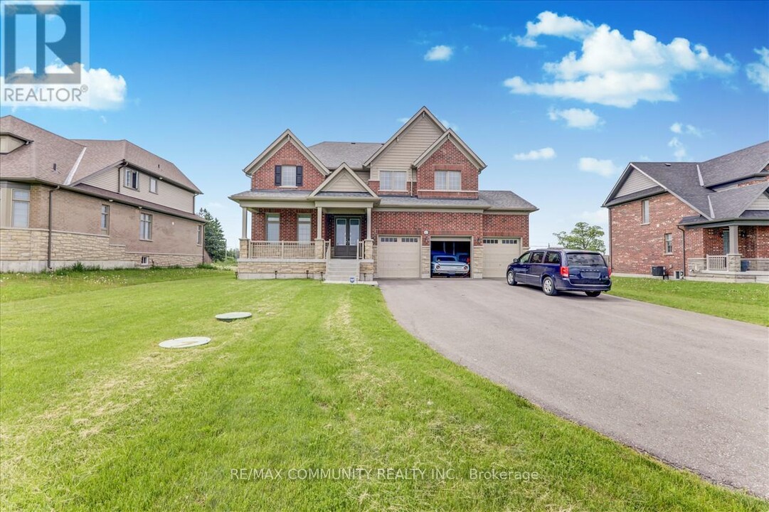 85 Summer Breeze Dr in Quinte West, ON - Building Photo