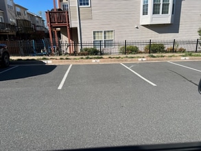 14189 Hunters Run Way in Gainesville, VA - Building Photo - Building Photo