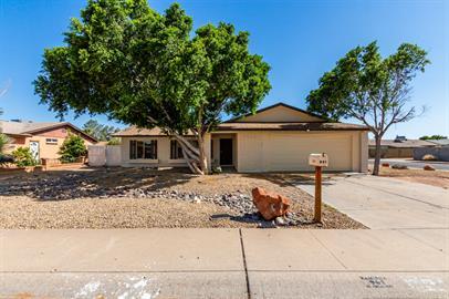 961 W Fogal Way in Tempe, AZ - Building Photo