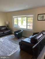 123 Newtown Rd in Warminster, PA - Building Photo