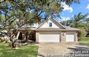 414 Cadence Hill in San Antonio, TX - Building Photo