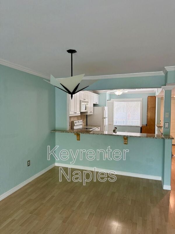 3041 Sandpiper Bay Cir in Naples, FL - Building Photo - Building Photo