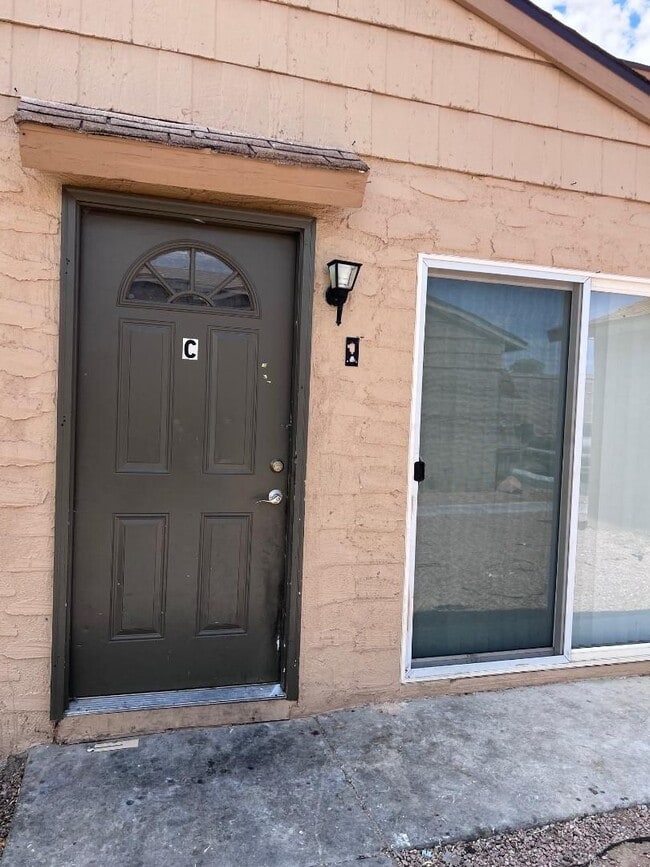 property at 5218 Greene Ln