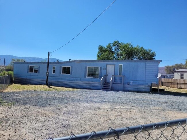 2350 Poole Way in Carson City, NV - Building Photo - Building Photo
