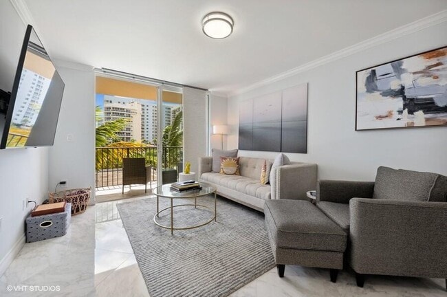 property at 1801 N Flagler Dr