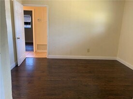 2701 NW 21st St in Fort Lauderdale, FL - Building Photo