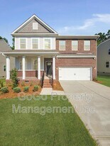 22 Echo Valley Dr in Taylors, SC - Building Photo