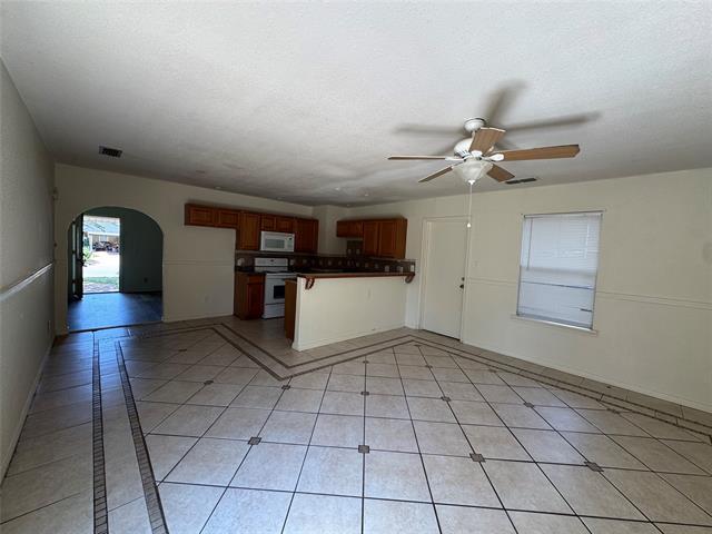 property at 5342 Burbank Dr