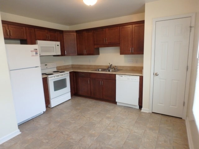 103 Wolf Creek Ln in Lillington, NC - Building Photo - Building Photo